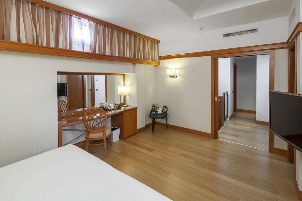 Nh Hotel Pise